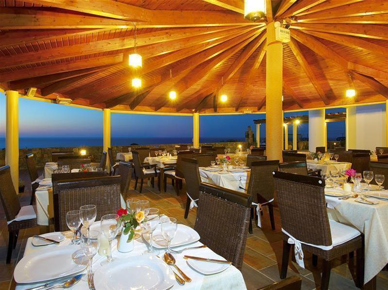 הרסוניסוס Golden Villas - Hotel Apartments & Villas מראה חיצוני תמונה