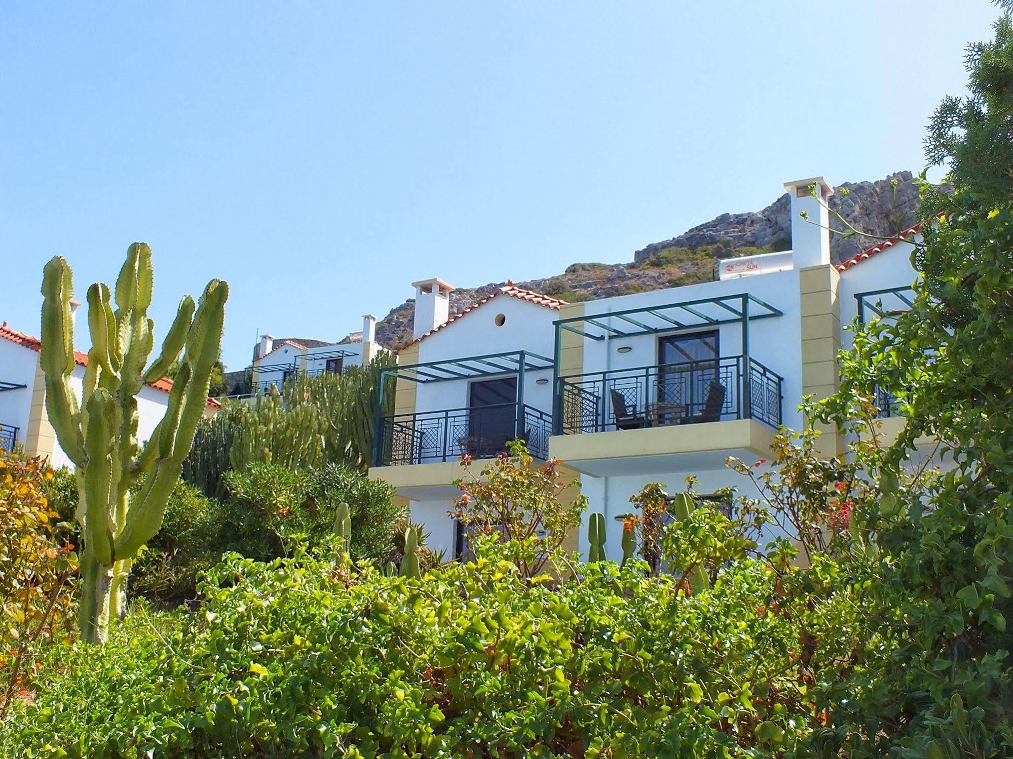 הרסוניסוס Golden Villas - Hotel Apartments & Villas מראה חיצוני תמונה