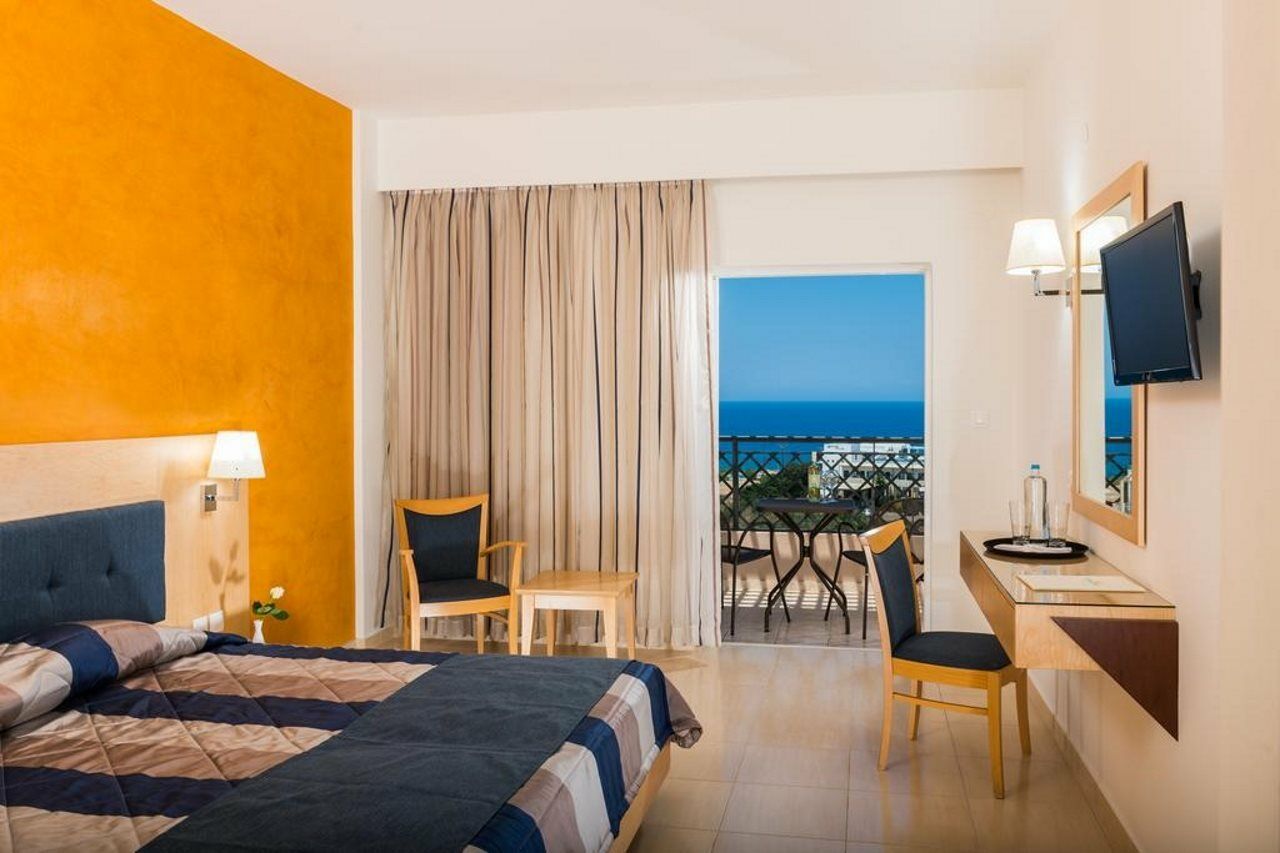הרסוניסוס Golden Villas - Hotel Apartments & Villas מראה חיצוני תמונה
